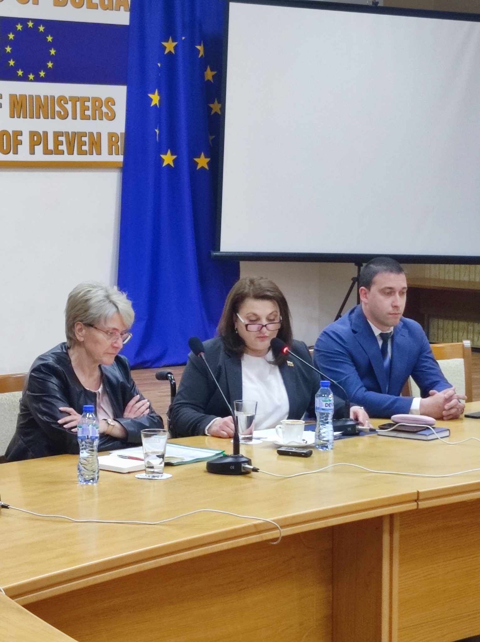 зам мин Налбантова 1.jpg